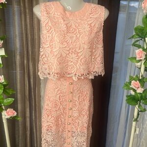 Elegant Pink Lace Dress